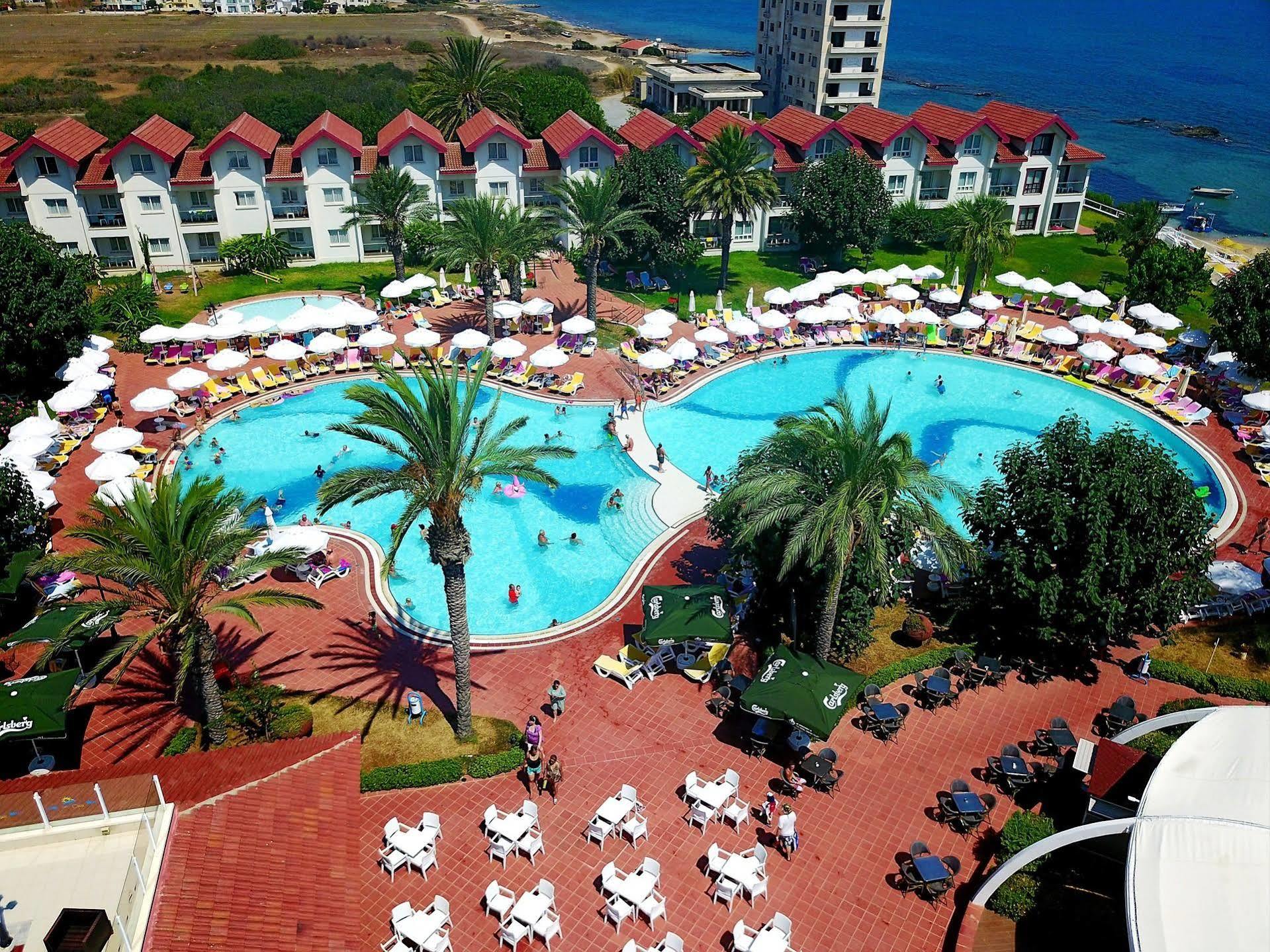 Salamis Bay Conti Hotel Agios Sergios Extérieur photo
